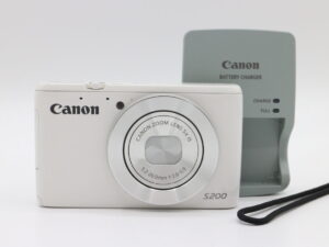 【良品】CANON キヤノン PowerShot S200 ホワイト パワーショット デジタルカメラ コンデジ #LE2029080
