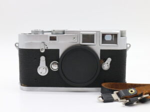 【良品】LEICA ライカ M3 シルバー シングルストローク 95万番台 フィルムカメラ ボディ #LE2027524