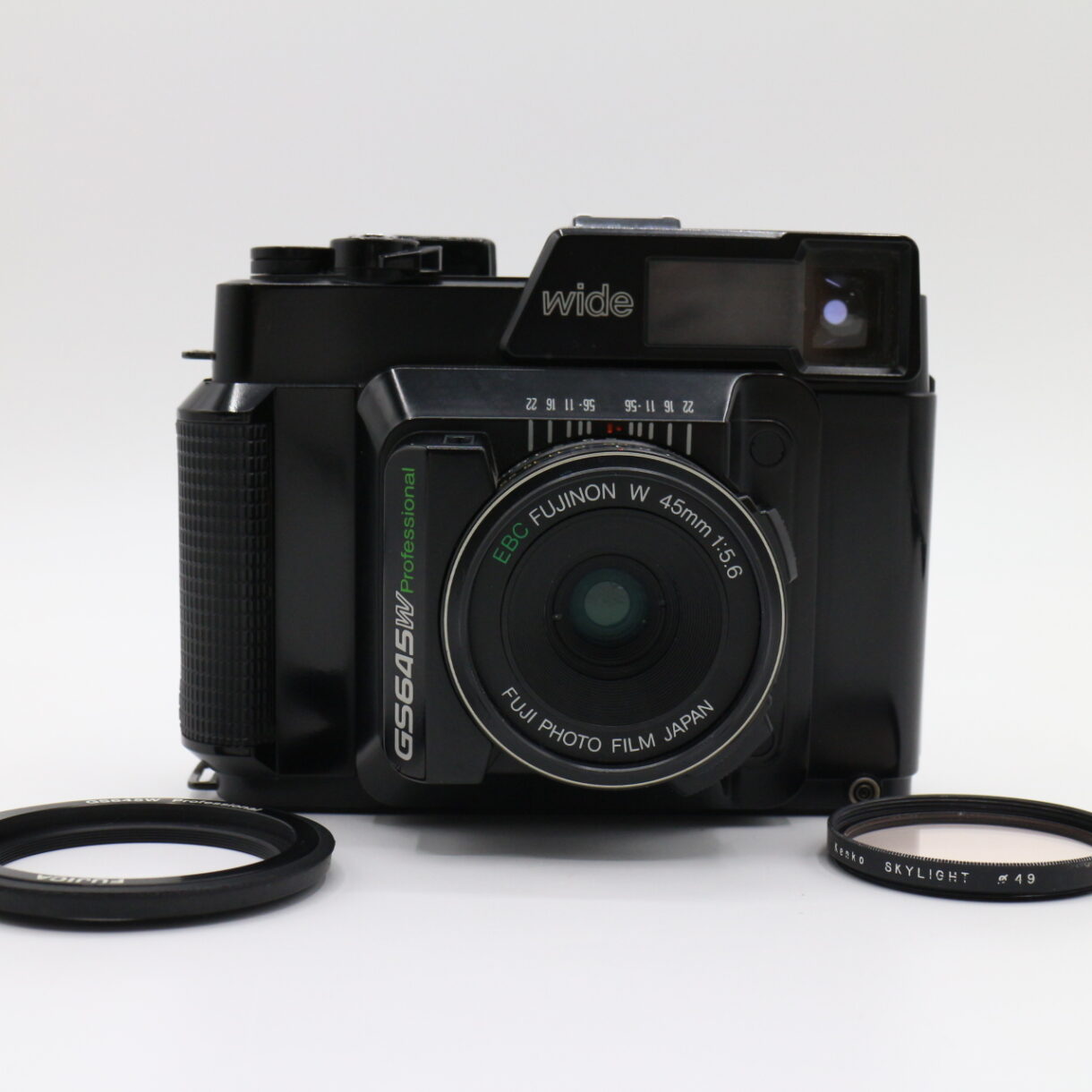 【良品】FUJIFILM 富士フイルム FUJICA フジカ GS645W Wide FUJINON W 中判フィルムカメラ #LE2027540