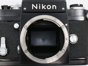【良品】NIKON ニコン F アイレベル ブラックボディ フィルム一眼レフ MF #LE2027341