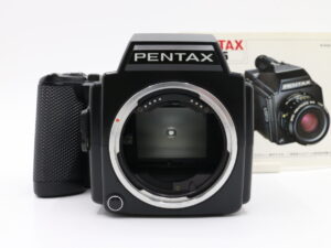 【良品】PENTAX ペンタックス 645 ボディ 220フィルムバック付 中判フィルムカメラ #LE2027369