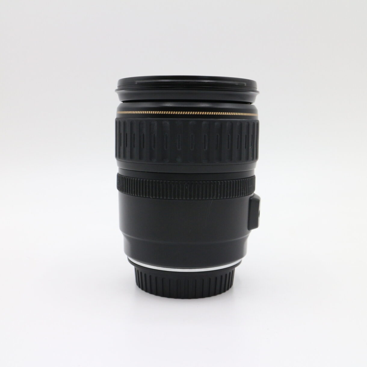 【良品】CANON キヤノン EF 28-135mm F3.5-5.6 IS USM #LE2029322 - 画像 (3)