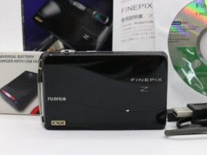 【良品】FUJIFILM フジフイルム FinePix Z700EXR コンパクトデジタルカメラ コンデジ タッチパネル #LE2029453