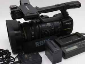 【良品】SONY ソニー HXR-NX5R NXCAMカムコーダー 通電時間206×10H #LE2029040