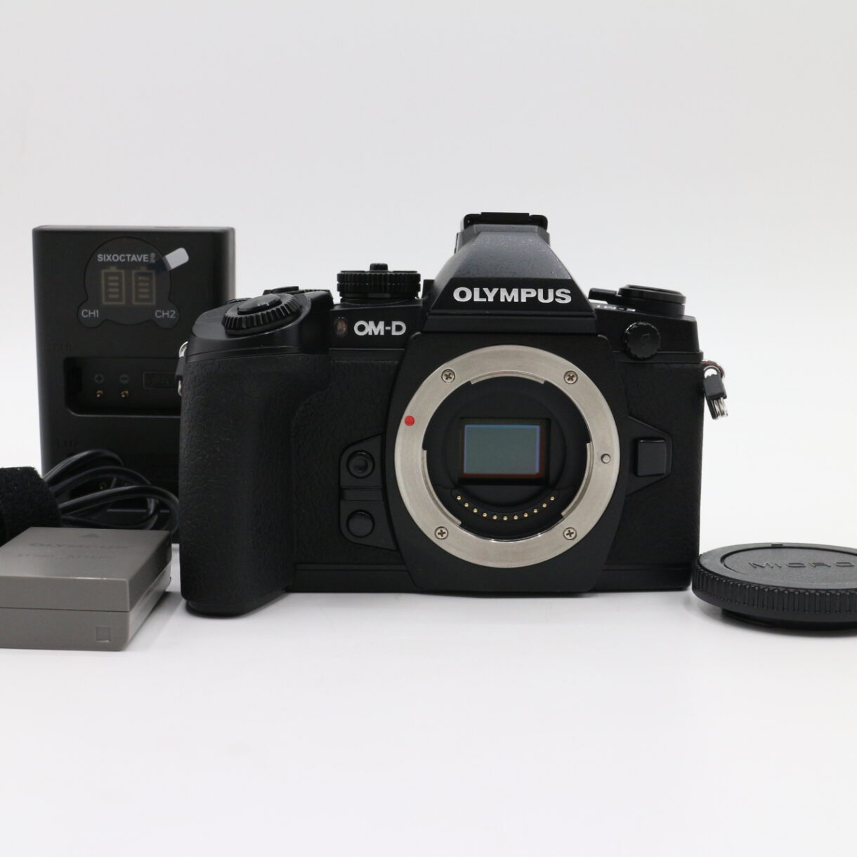 【良品】OLYMPUS オリンパス OM-D E-M1 ボディ ミラーレス一眼カメラ マイクロフォーサーズ #LE2029481