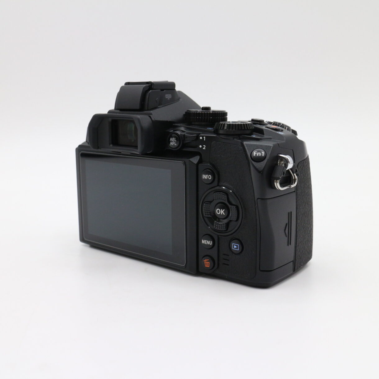 【良品】OLYMPUS オリンパス OM-D E-M1 ボディ ミラーレス一眼カメラ マイクロフォーサーズ #LE2029481 - 画像 (8)