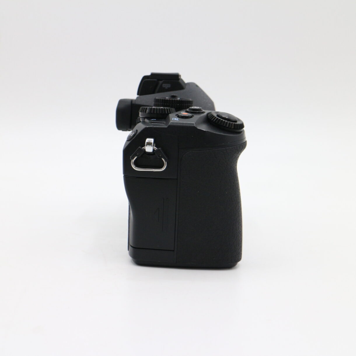 【良品】OLYMPUS オリンパス OM-D E-M1 ボディ ミラーレス一眼カメラ マイクロフォーサーズ #LE2029481 - 画像 (9)